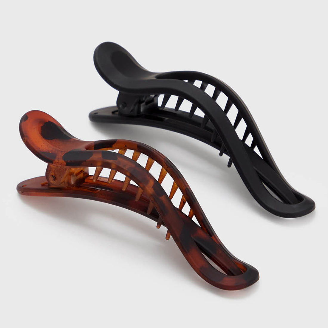 Black & Tort Curved Flat Lay Claw Clips 2pc Set