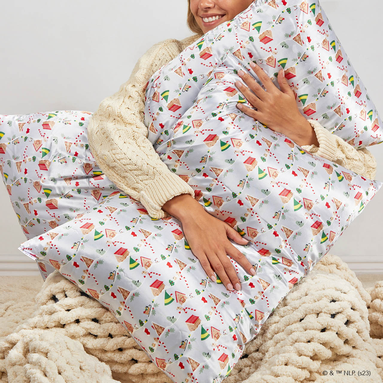 Kitsch x Elf Satin Pillowcase in North Pole - King