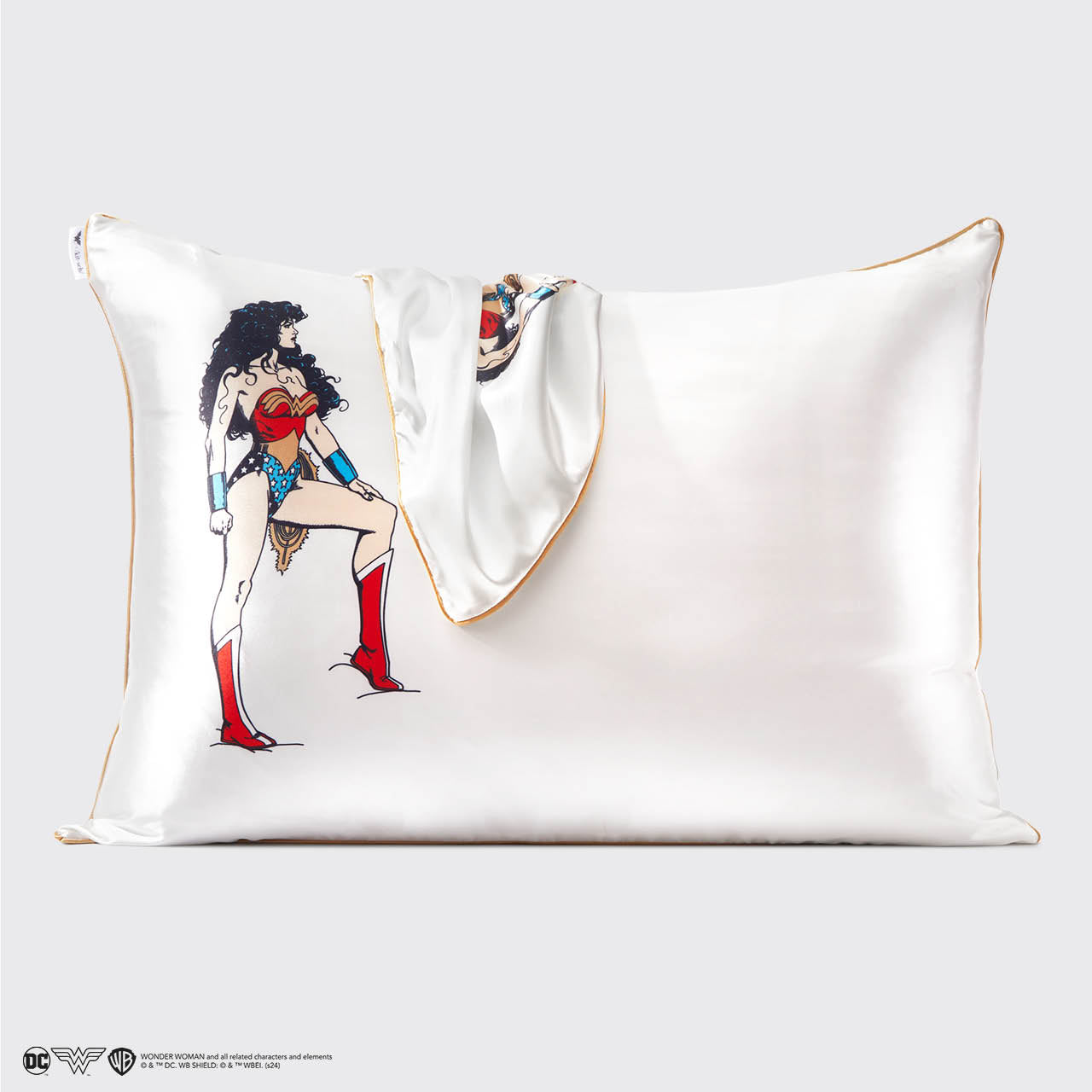 Kitsch x Wonder Woman Satin Pillowcase in Believe in Wonder