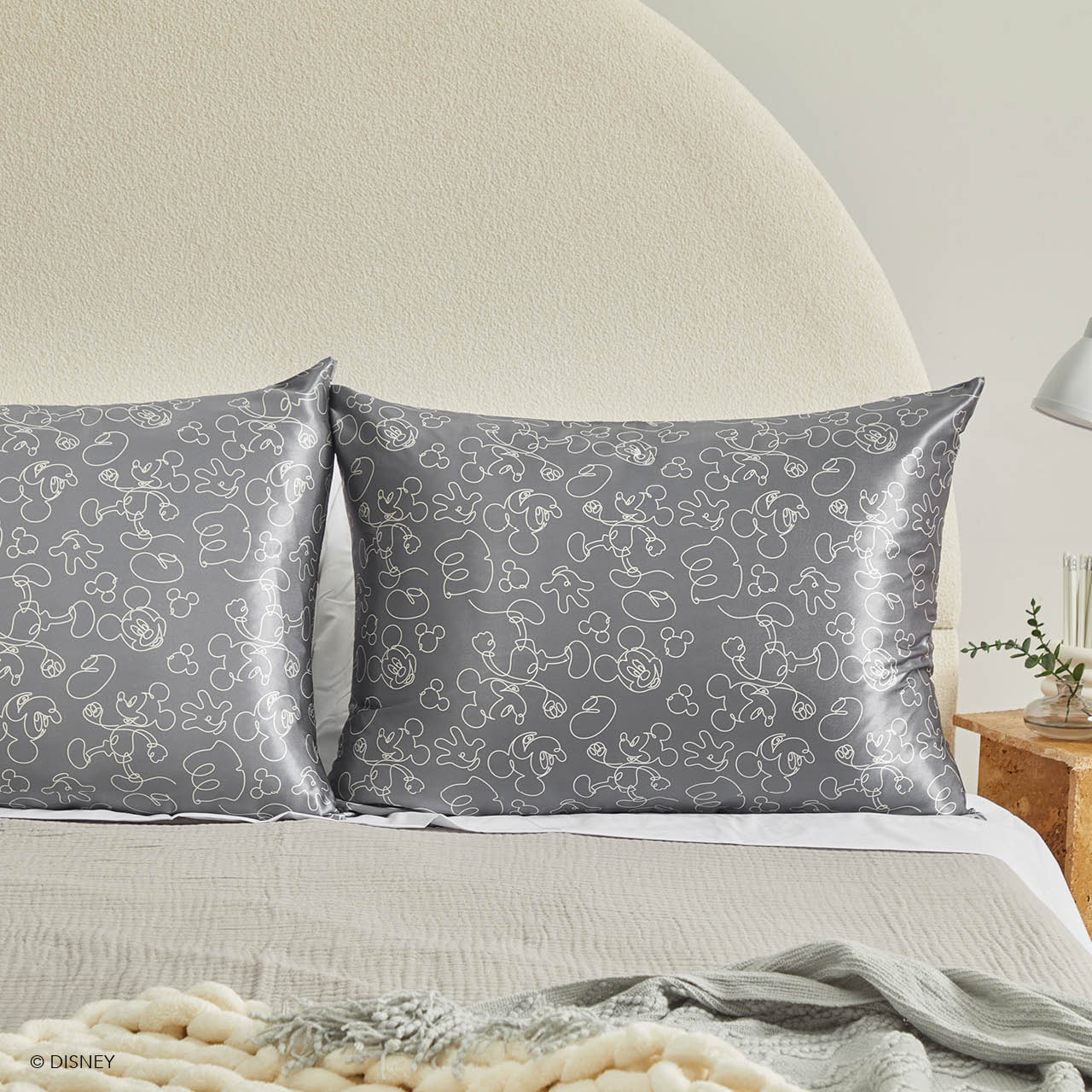 Kitsch x Mickey and Minnie Satin Pillowcase in Mickey Maze